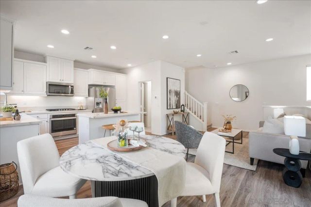 2325 Verano Way, Vista, CA 92081