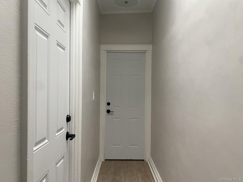 152 Tulip Avenue Apt 2, Floral Park, NY 11001