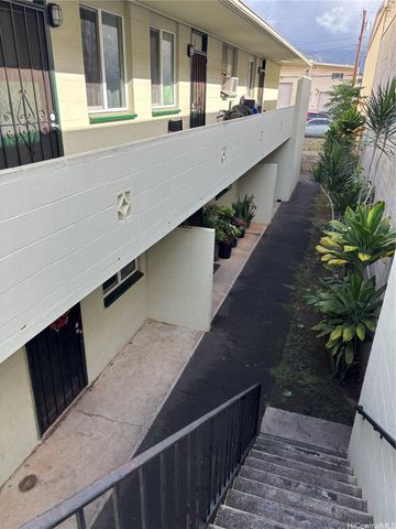 1924 Kalani Street 4, Honolulu, HI 96819