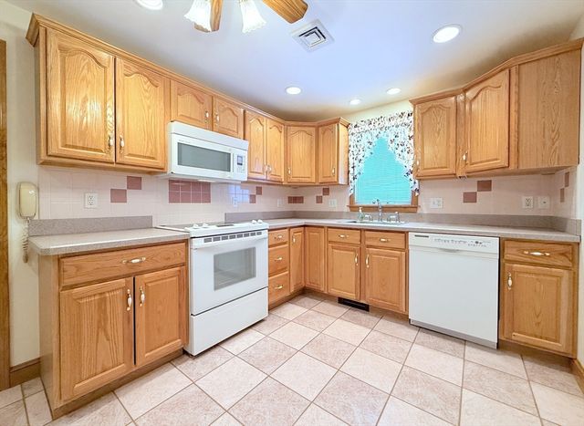 22 Oakdale Rd, Canton, MA 02021