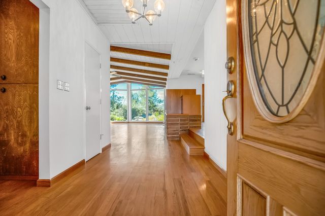 32665 Pleasant Oak Drive, Springville, CA 93265