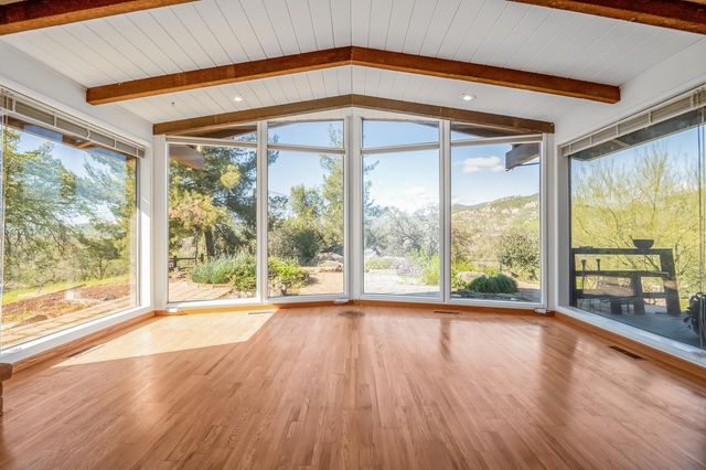 32665 Pleasant Oak Drive, Springville, CA 93265