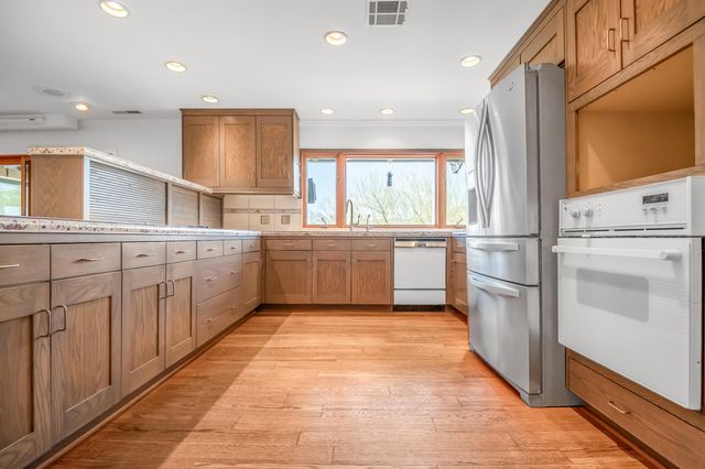 32665 Pleasant Oak Drive, Springville, CA 93265