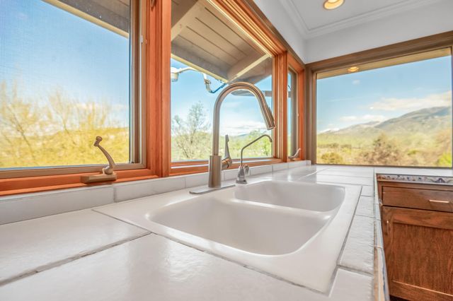 32665 Pleasant Oak Drive, Springville, CA 93265