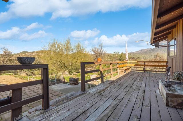 32665 Pleasant Oak Drive, Springville, CA 93265