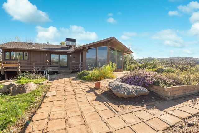 32665 Pleasant Oak Drive, Springville, CA 93265