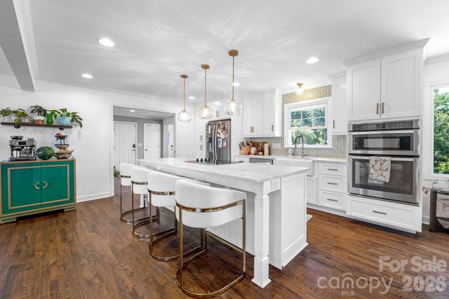 8005 Island View Court, Denver, NC 28037