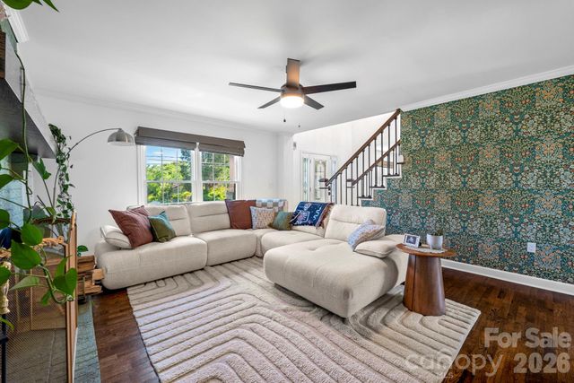 8005 Island View Court, Denver, NC 28037