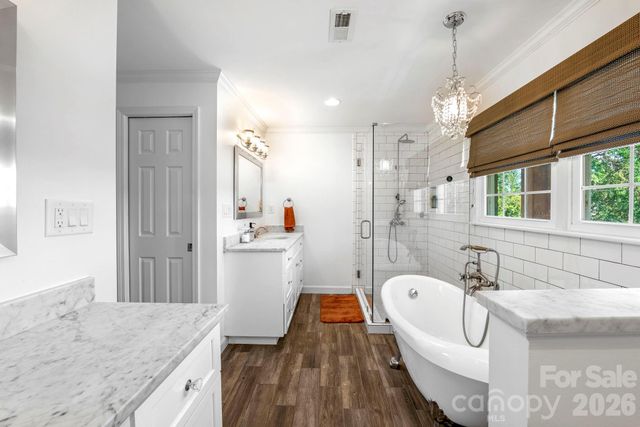 8005 Island View Court, Denver, NC 28037