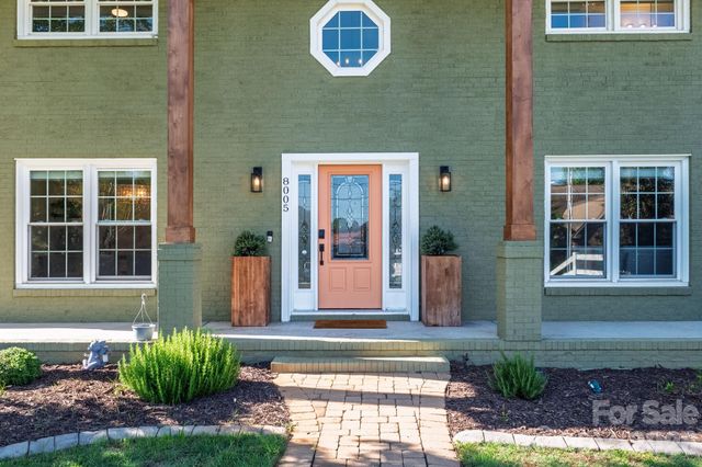 8005 Island View Court, Denver, NC 28037