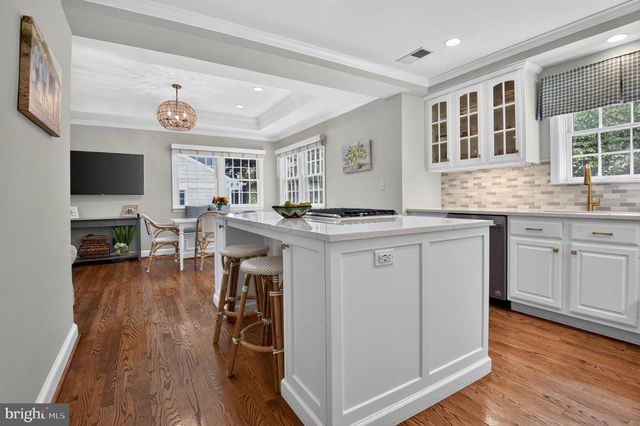 5305 RIDGEFIELD RD, Bethesda, MD 20816