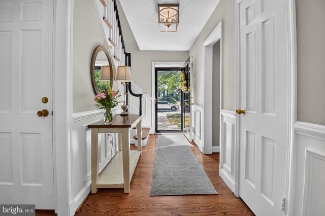 5305 RIDGEFIELD RD, Bethesda, MD 20816