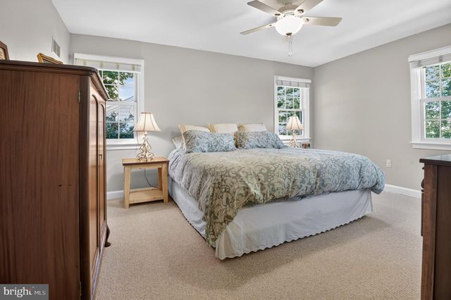 5305 RIDGEFIELD RD, Bethesda, MD 20816