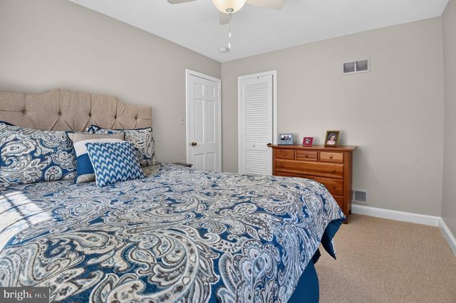 5305 RIDGEFIELD RD, Bethesda, MD 20816