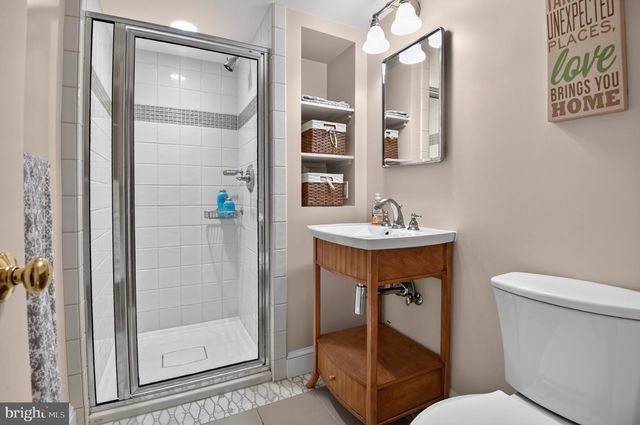 5305 RIDGEFIELD RD, Bethesda, MD 20816