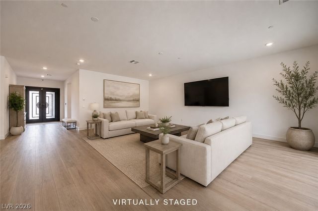 3904 Aiden Creek Avenue, North Las Vegas, NV 89031