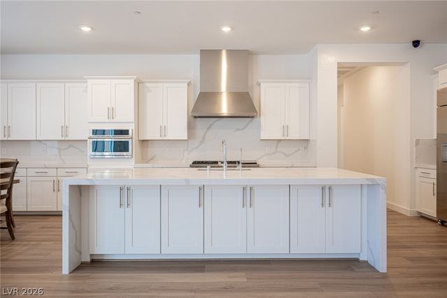 3904 Aiden Creek Avenue, North Las Vegas, NV 89031