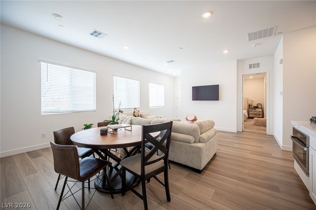 3904 Aiden Creek Avenue, North Las Vegas, NV 89031