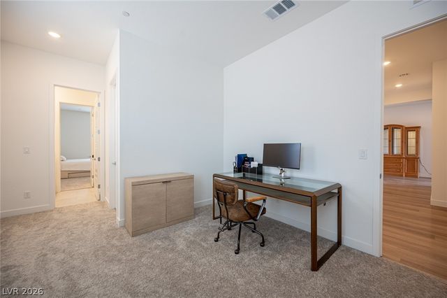 3904 Aiden Creek Avenue, North Las Vegas, NV 89031