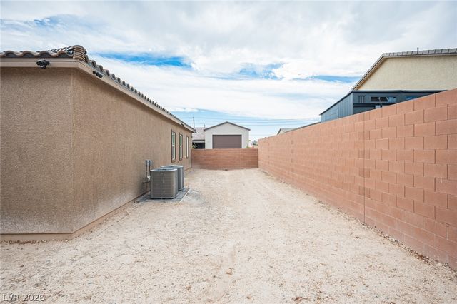 3904 Aiden Creek Avenue, North Las Vegas, NV 89031