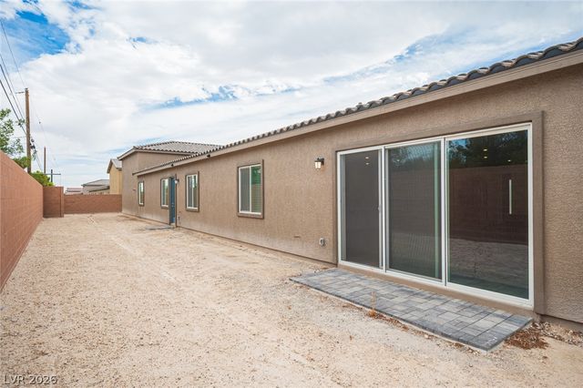 3904 Aiden Creek Avenue, North Las Vegas, NV 89031