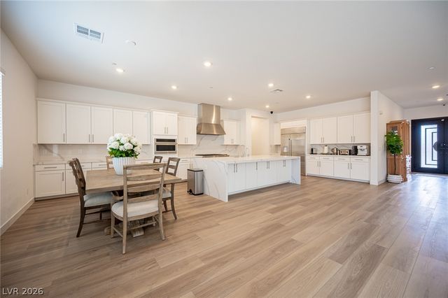 3904 Aiden Creek Avenue, North Las Vegas, NV 89031
