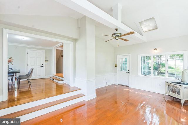 2490 SYLVAN AVE, Trenton, NJ 08610