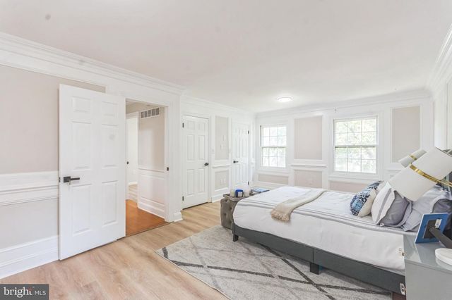 2490 SYLVAN AVE, Trenton, NJ 08610