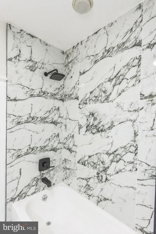 2490 SYLVAN AVE, Trenton, NJ 08610