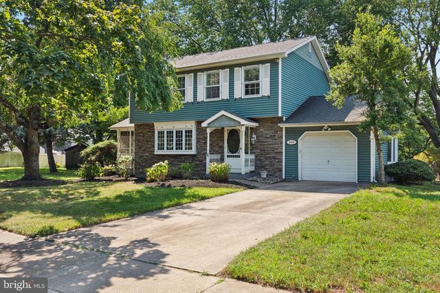 2490 SYLVAN AVE, Trenton, NJ 08610