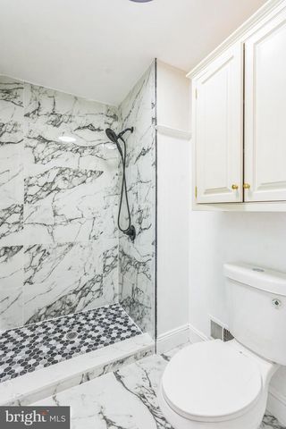 2490 SYLVAN AVE, Trenton, NJ 08610