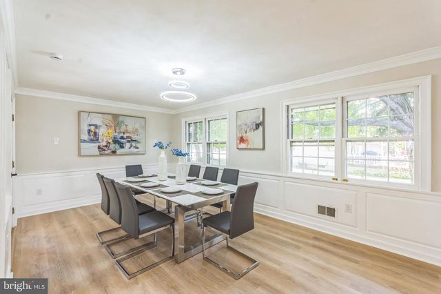 2490 SYLVAN AVE, Trenton, NJ 08610