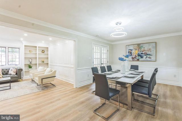 2490 SYLVAN AVE, Trenton, NJ 08610