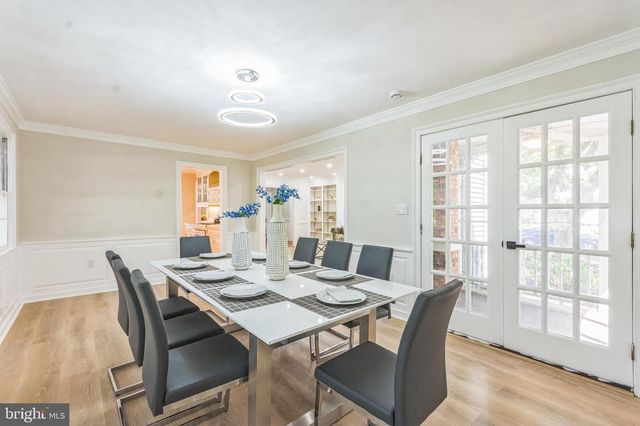 2490 SYLVAN AVE, Trenton, NJ 08610