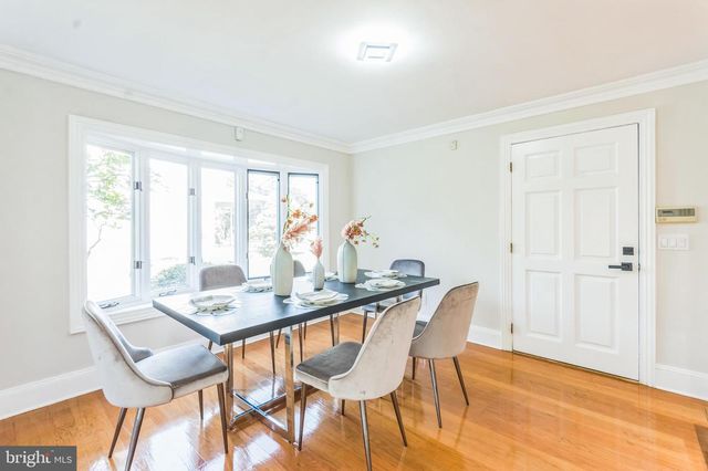 2490 SYLVAN AVE, Trenton, NJ 08610