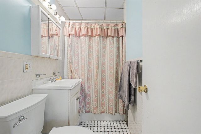 178-180 Brookside Pkwy, Medford, MA 02155