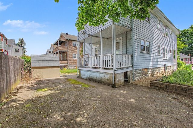 178-180 Brookside Pkwy, Medford, MA 02155