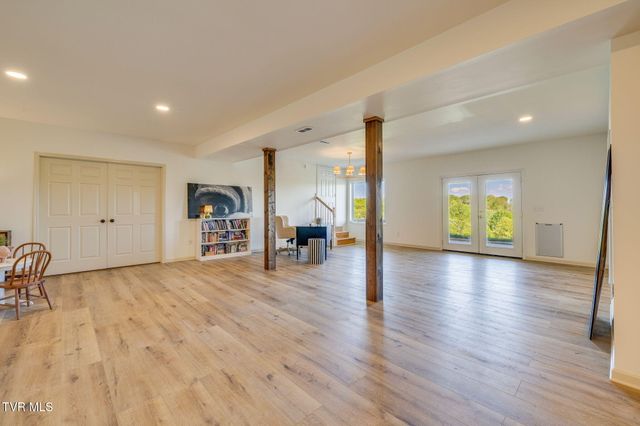 304 Michaels Ridge Boulevard, Johnson City, TN 37615