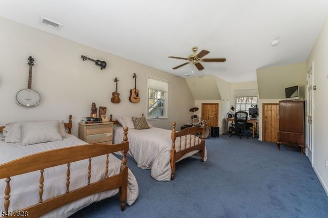 293 Stanton Mountain Rd, Clinton Twp., NJ 08833