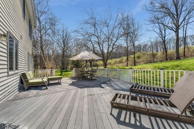 293 Stanton Mountain Rd, Clinton Twp., NJ 08833