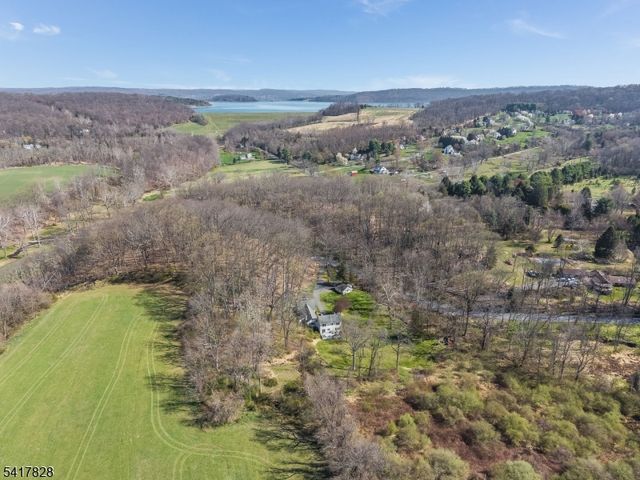 293 Stanton Mountain Rd, Clinton Twp., NJ 08833