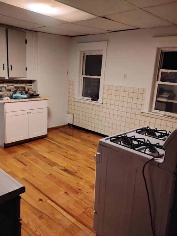 23 Suffolk St 4, Worcester, MA 01604