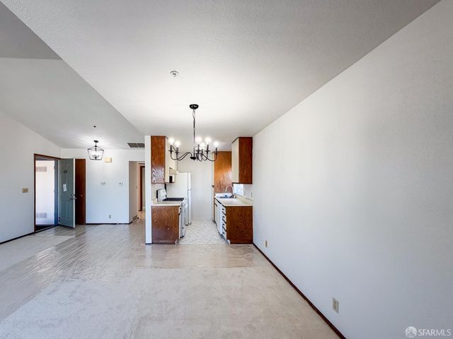 1004 San Antonio Circle 309, Daly City, CA 94014
