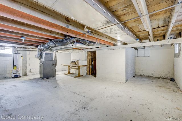 298 Oregon Street, York Charter Township, MI 48198