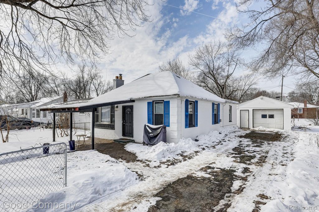 298 Oregon Street, York Charter Township, MI 48198