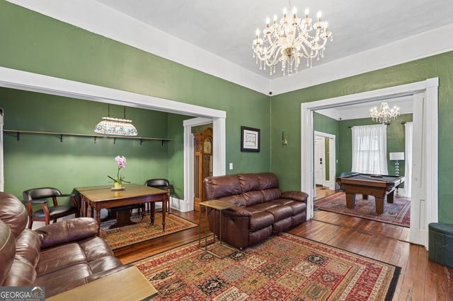 904 E Park Avenue, Savannah, GA 31401