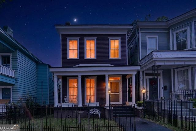 904 E Park Avenue, Savannah, GA 31401