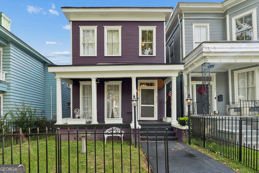 904 E Park Avenue, Savannah, GA 31401
