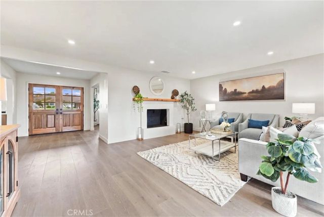 718 Kenoak, Placentia, CA 92870