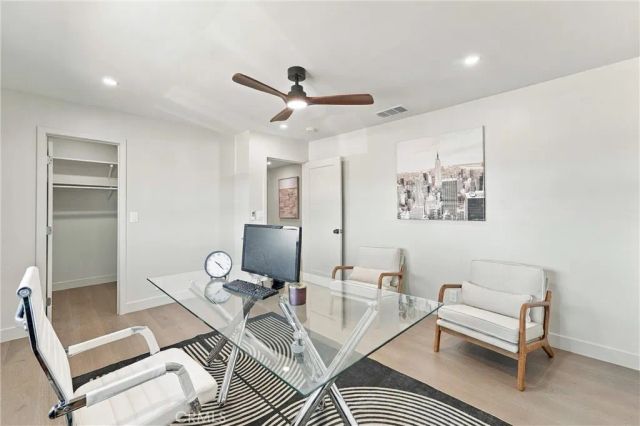 718 Kenoak, Placentia, CA 92870